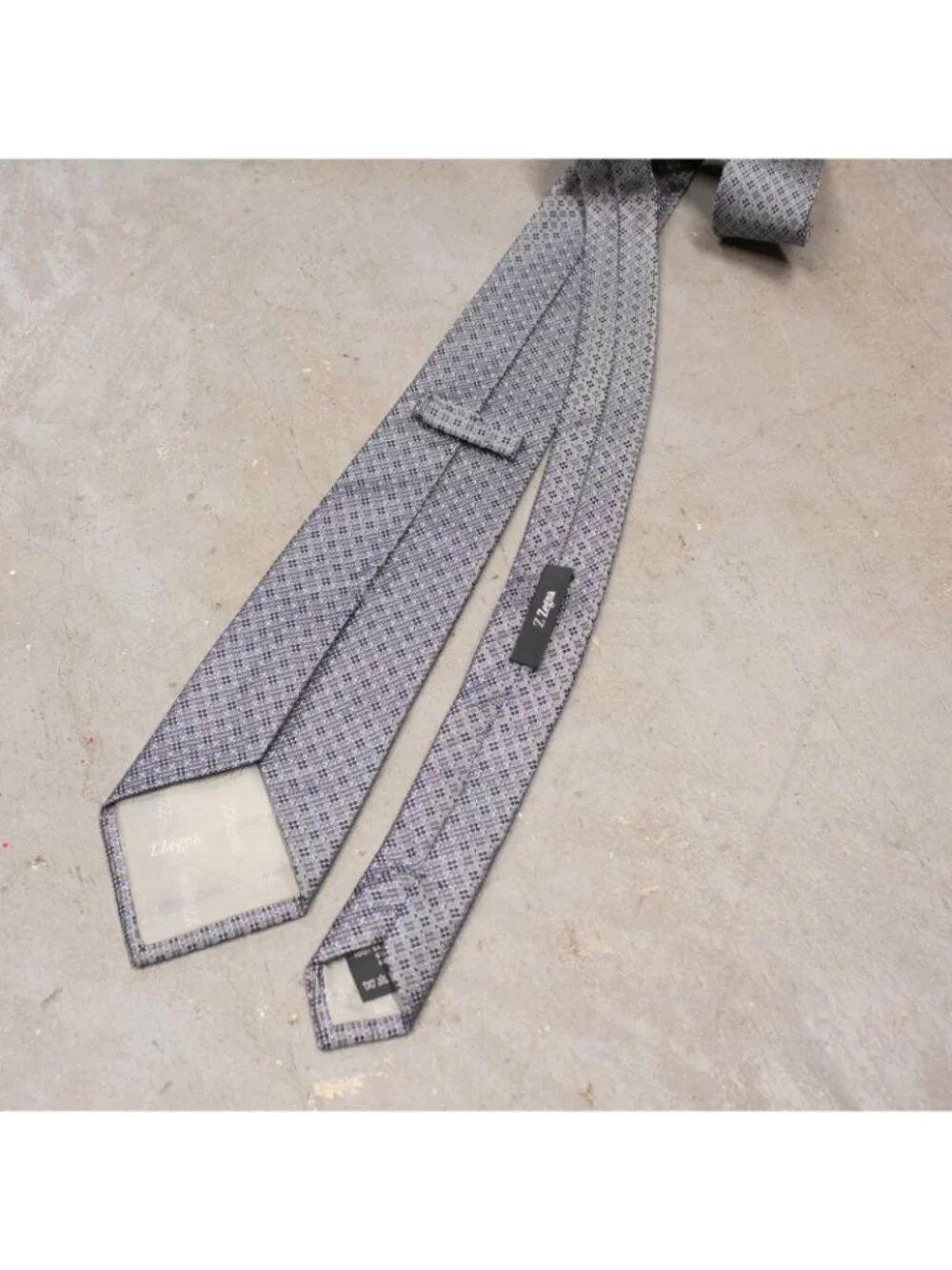 Ermenegildo Zegna Tie 100% Silk Made in Italy Woven Blue Geometric 3.25